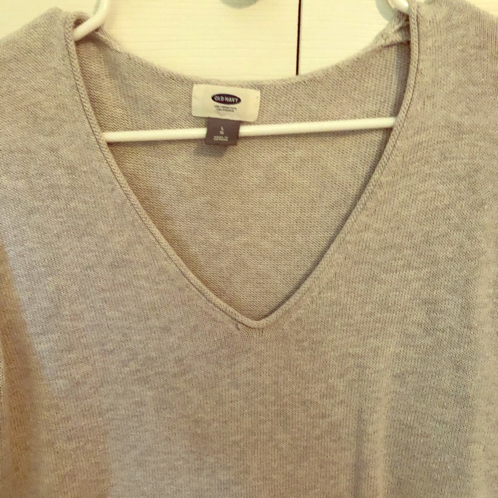 Heather gray v neck sweater old navy